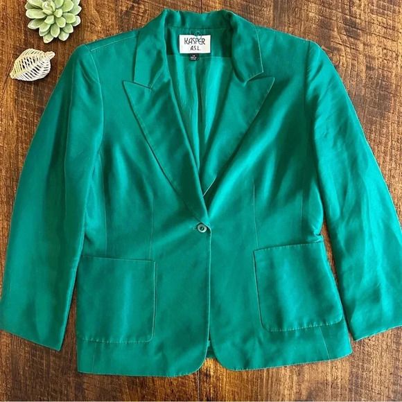 Kasper A.S.L. | Emerald Green 100% Silk Two Piece Skirt & Blazer Set - Picture 4 of 14